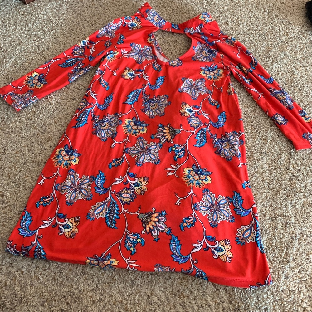 Dress - Picture 2 of 2